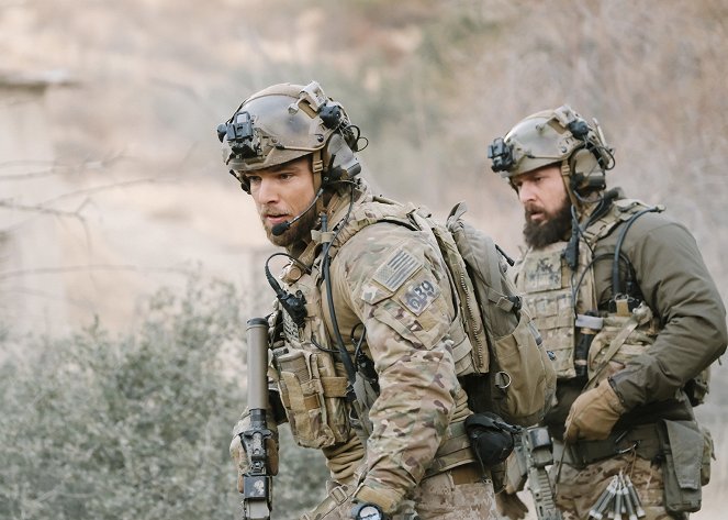 SEAL Team - No Man's Land - Do filme - Max Thieriot, A. J. Buckley