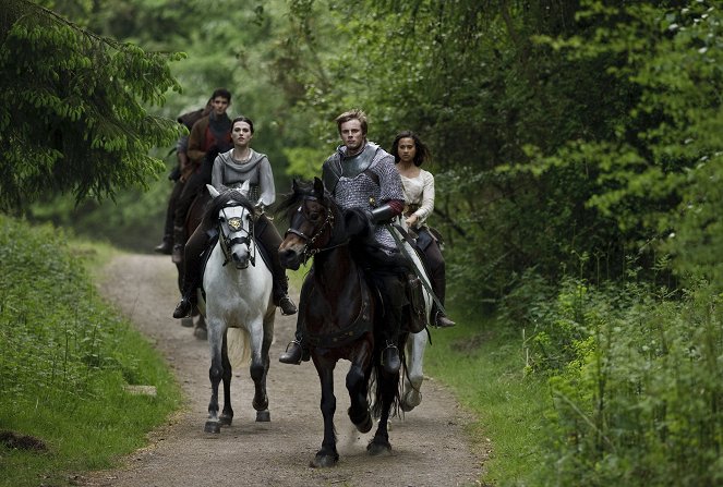 Merlin - Season 3 - The Castle of Fyrien - Photos - Katie McGrath, Bradley James, Angel Coulby