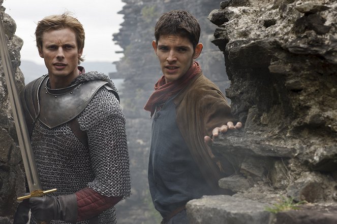 Merlin – Die neuen Abenteuer - Season 3 - Das Auge des Phoenix - Filmfotos - Bradley James, Colin Morgan