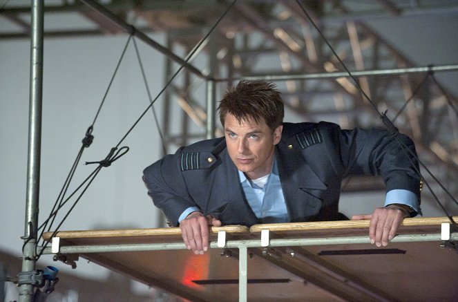Torchwood - Miracle Day - The Categories of Life - Do filme - John Barrowman