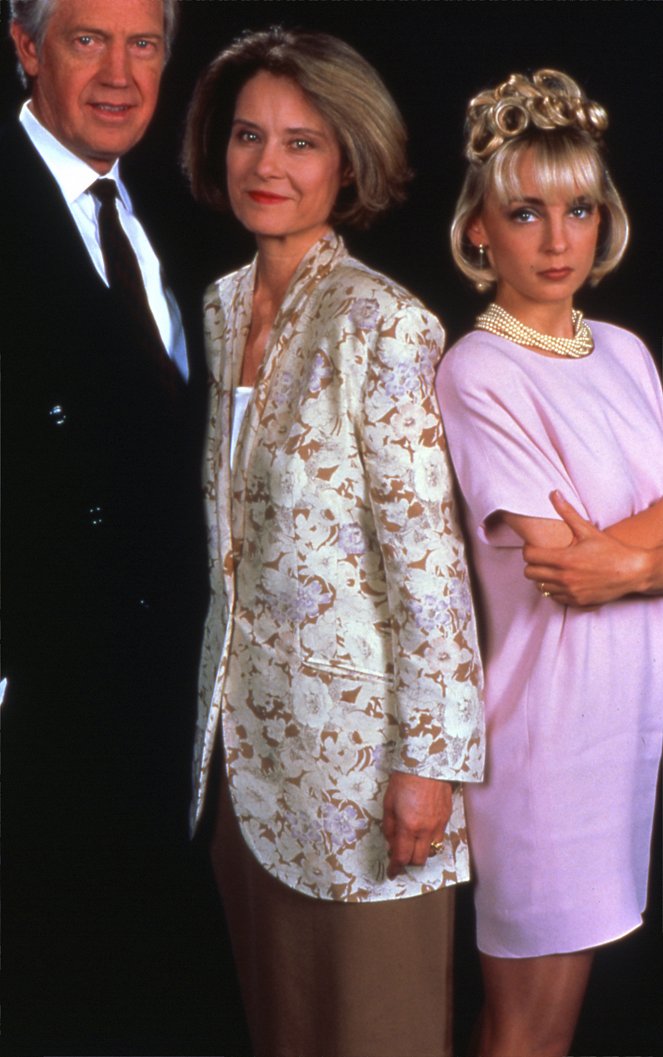 Perry Mason: The Case of the Heartbroken Bride - Promoción - Ronny Cox, Diane Baker, Heather McAdam