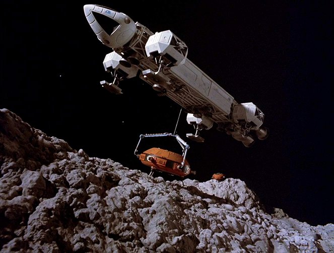 Space: 1999 - Collision Course - Van film