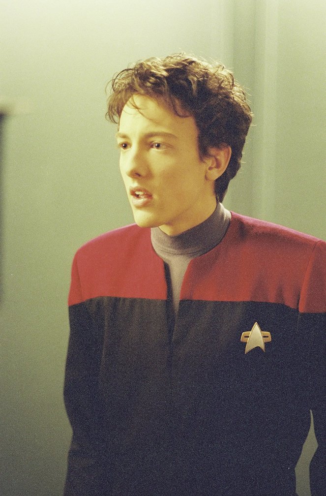 Star Trek: Voyager - Q2 - Photos
