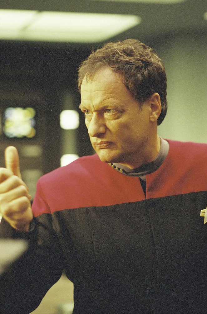 Star Trek: Voyager - Q2 - Photos - John de Lancie