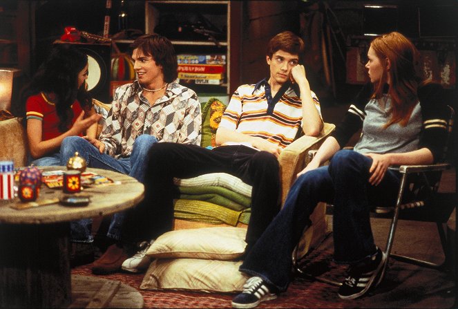 That '70s Show - Season 1 - That '70s Pilot - Van film - Mila Kunis, Ashton Kutcher, Topher Grace, Laura Prepon