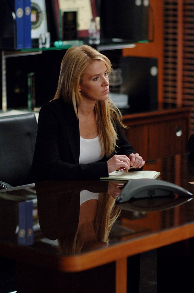 Without a Trace - The Innocents - Photos - Poppy Montgomery