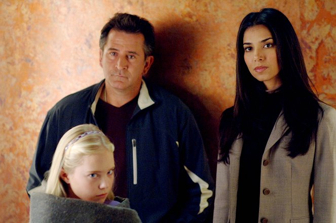 Without a Trace - The Innocents - Photos - Anthony LaPaglia, Roselyn Sanchez