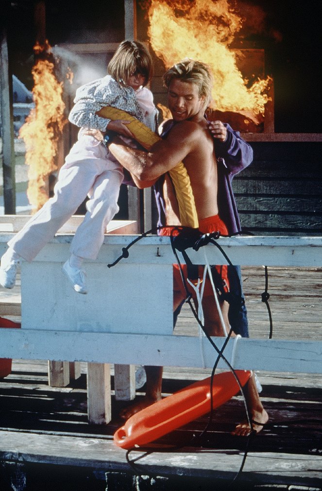 Baywatch - Die Rettungsschwimmer von Malibu - Feuer und Wasser - Filmfotos - David Chokachi