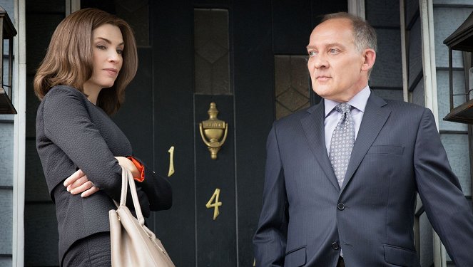 The Good Wife - Season 7 - Allianz mit dem Teufel - Filmfotos - Julianna Margulies