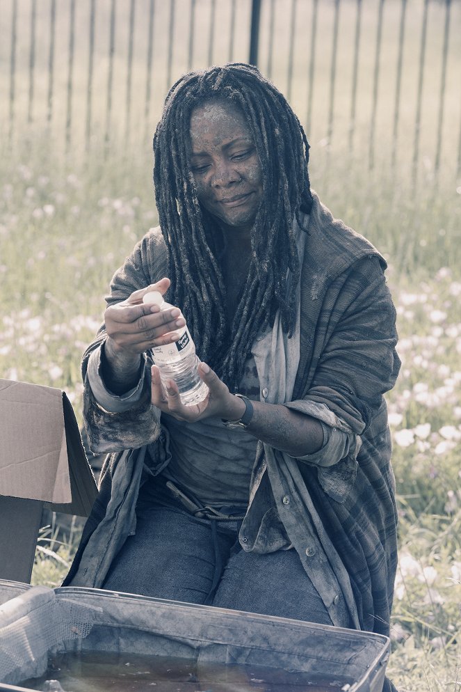 Fear the Walking Dead - Weak - Photos - Tonya Pinkins
