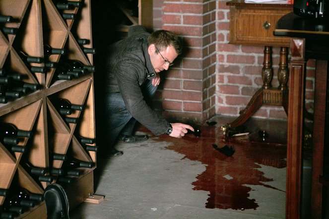 CSI: NY - A Daze of Wine and Roaches - Van film - Carmine Giovinazzo