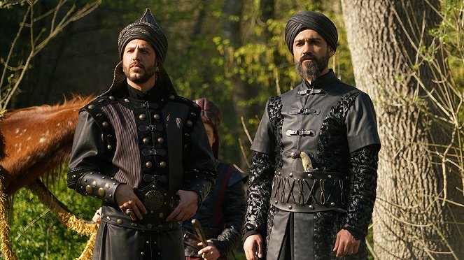 Muhteşem Yüzyıl: Kösem - Şimşir Ağaçlarının Ardında… - De la película - Eser Karabil, Caner Cindoruk