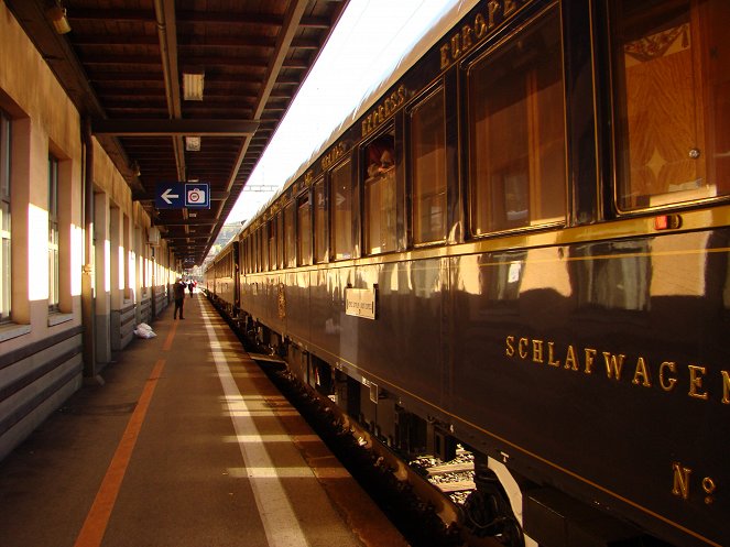 The World's Most Famous Train - Photos