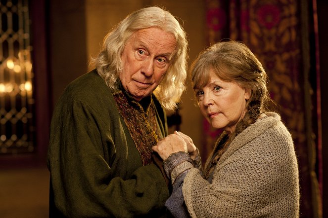 Merlin - Láska v dobe drakov - Promo - Richard Wilson, Pauline Collins