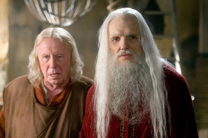 Merlin kalandjai - A szív királynője - Filmfotók - Richard Wilson, Colin Morgan