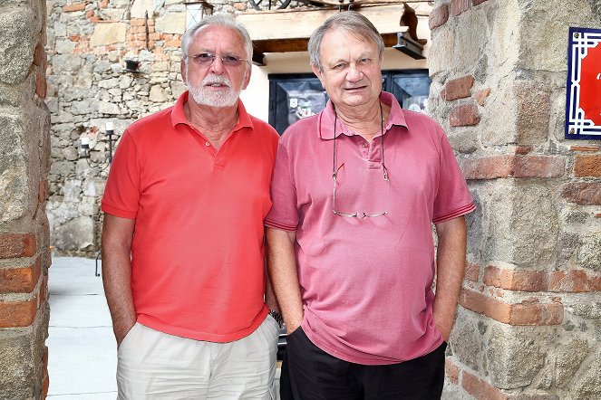 Léto s gentlemanem - Van de set - Jaromír Hanzlík, Jiří Adamec