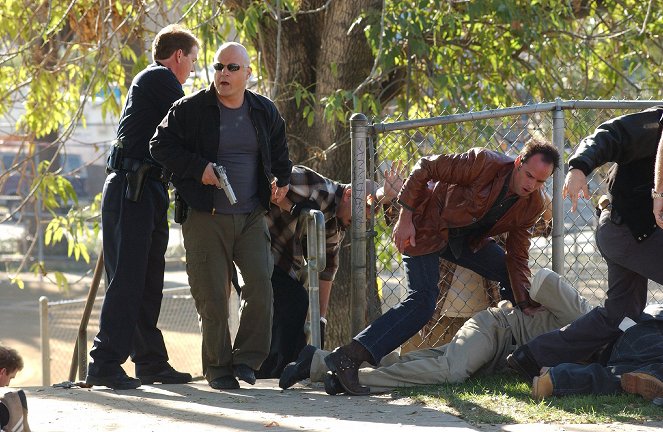 The Shield - Gesetz der Gewalt - Season 3 - Lynch-Mord - Filmfotos - Michael Chiklis, Walton Goggins