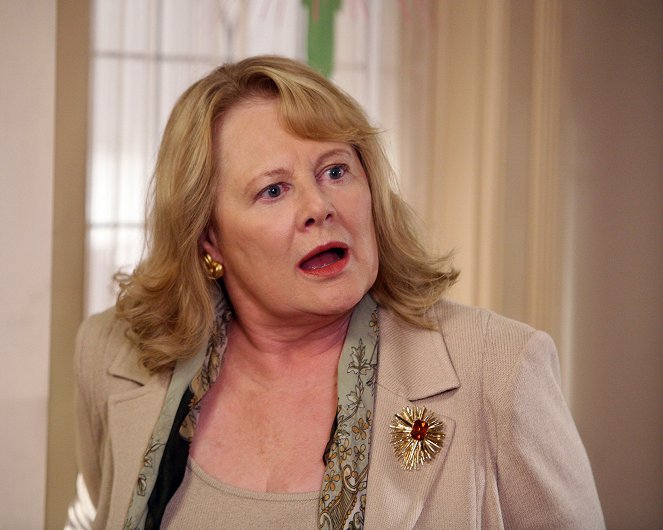 Desperate Housewives - Les Nuisibles - Film - Shirley Knight