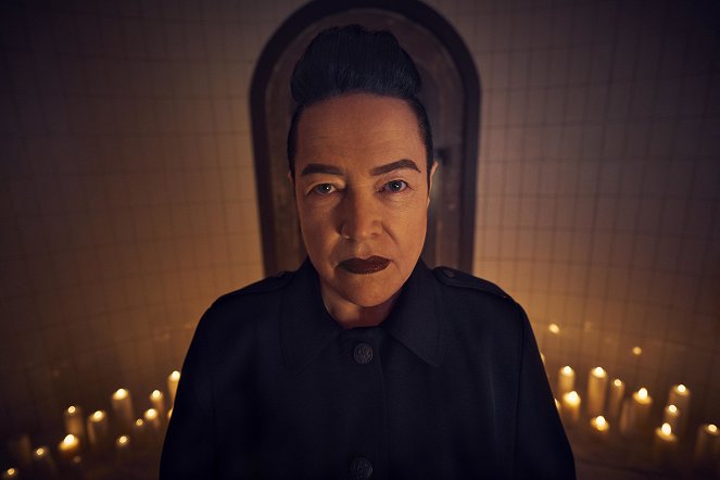 História de Horror Americana - Apocalypse - Promo - Kathy Bates