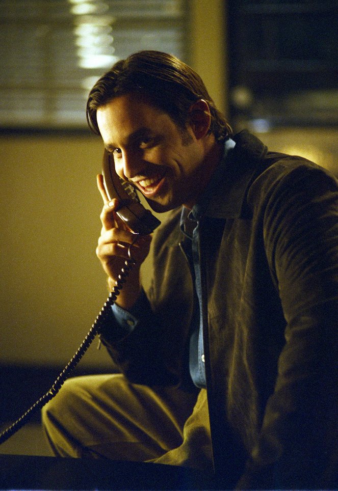Buffy the Vampire Slayer - The Replacement - Photos - Nicholas Brendon