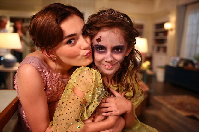 American Housewife - Boo-Who? - De filmagens - Meg Donnelly, Julia Butters