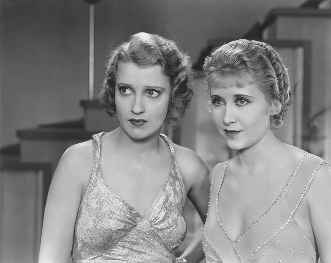 One Hour with You - Filmfotos - Jeanette MacDonald, Genevieve Tobin