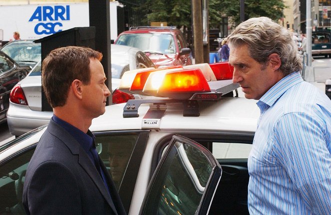 CSI: Kryminalne zagadki Nowego Jorku - Season 3 - Ludzie z pieniędzmi - Z filmu - Gary Sinise