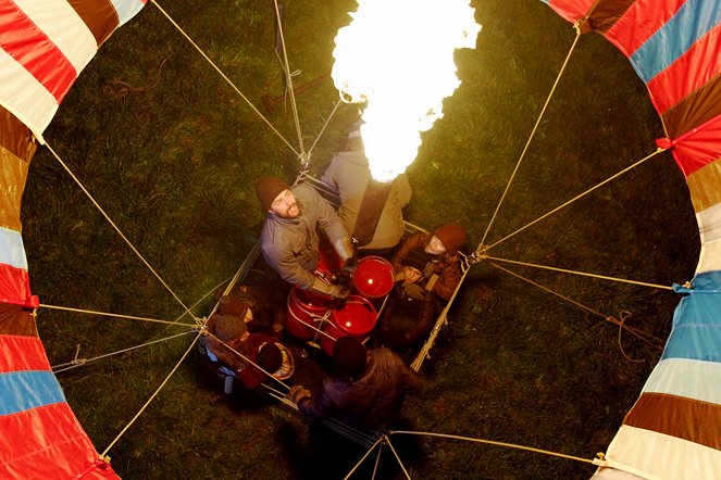 A hőlégballon - Filmfotók - Friedrich Mücke
