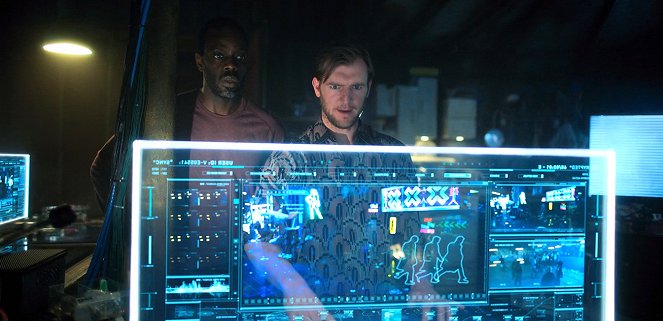 Altered Carbon - Clash by Night - Photos - Ato Essandoh, Cliff Chamberlain