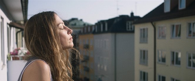 Alles ist gut - De la película - Aenne Schwarz