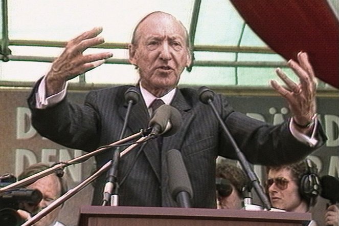 Waldheimův valčík - Z filmu - Kurt Waldheim
