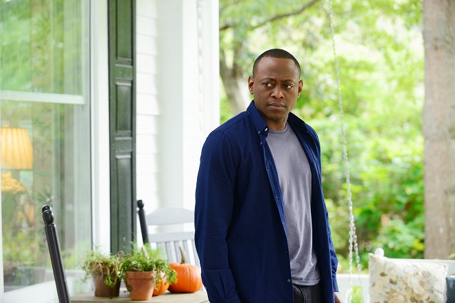 Resurrection - Season 2 - Will - Z filmu - Omar Epps