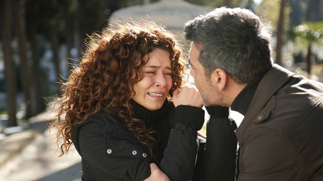 Kadın - Episode 24 - Kuvat elokuvasta - Seray Kaya