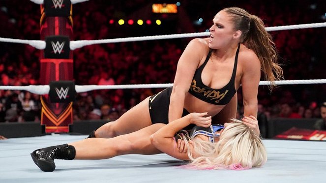 WWE Hell in a Cell - Z filmu - Ronda Rousey