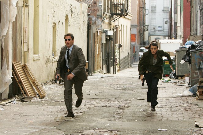 NCIS rikostutkijat - Season 5 - Stakeout - Kuvat elokuvasta - Michael Weatherly, Cote de Pablo