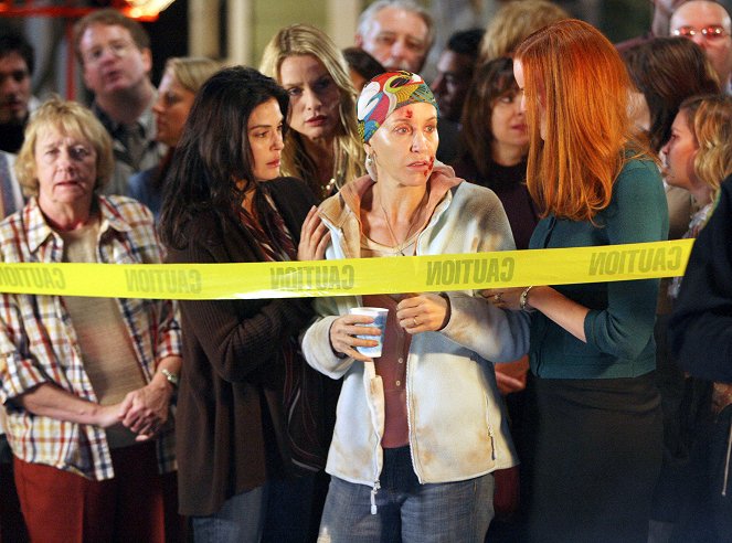 Desperate Housewives - Nach der Katastrophe - Filmfotos - Kathryn Joosten, Teri Hatcher, Nicollette Sheridan, Felicity Huffman, Marcia Cross