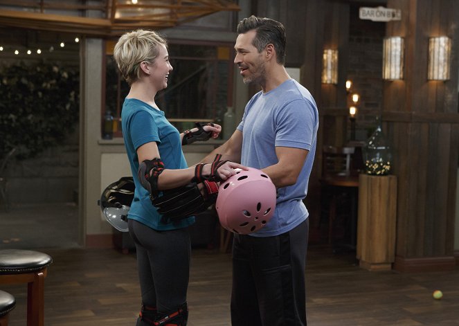 Baby Daddy - Wheeler War - Kuvat elokuvasta - Chelsea Kane, Eddie Cibrian