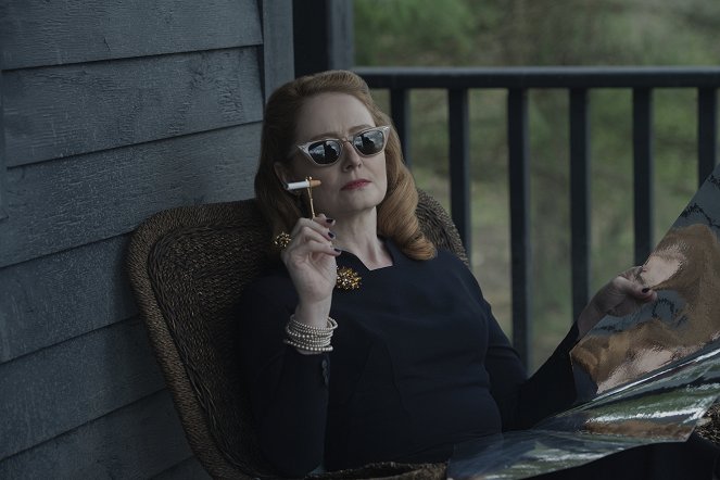 Chilling Adventures of Sabrina - Chapter One: October Country - Photos - Miranda Otto