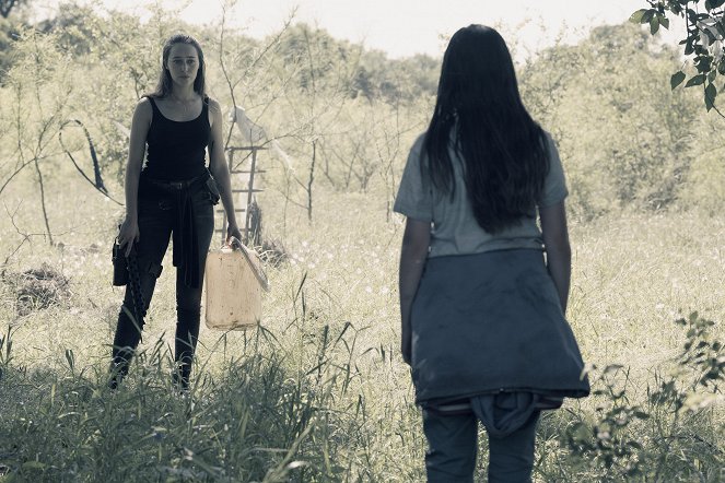 Fear the Walking Dead - MM 54 - Photos - Alycia Debnam-Carey