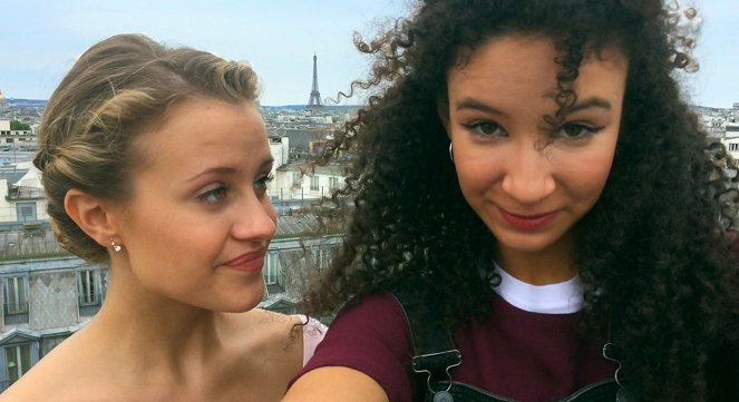 Find Me in Paris - Un duo explosif - De la película - Jessica Lord, Eubha Akilade