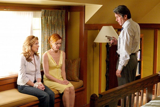 Desperate Housewives - Free - Photos - Dana Delany, Marcia Cross, Gary Cole