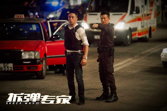 Shock Wave - Mainoskuvat - Philip Keung, Andy Lau