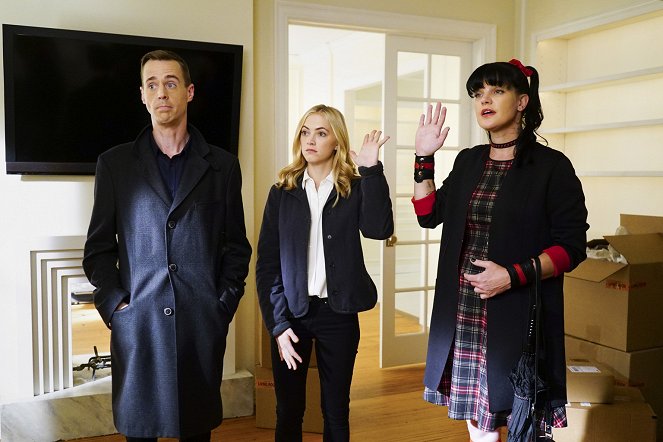 NCIS: Naval Criminal Investigative Service - Home of the Brave - Photos - Sean Murray, Emily Wickersham, Pauley Perrette
