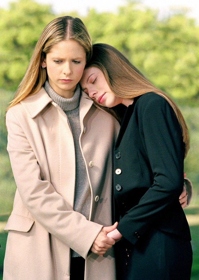 Buffy, a vámpírok réme - Mindörökké - Filmfotók - Sarah Michelle Gellar, Michelle Trachtenberg