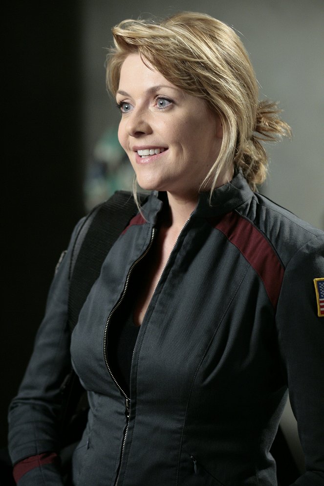 Stargate: Atlantis - Season 5 - Search and Rescue - Photos - Amanda Tapping