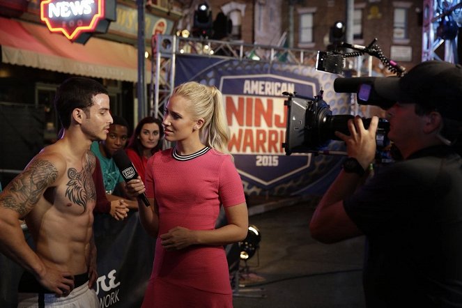 American Ninja Warrior - Van de set