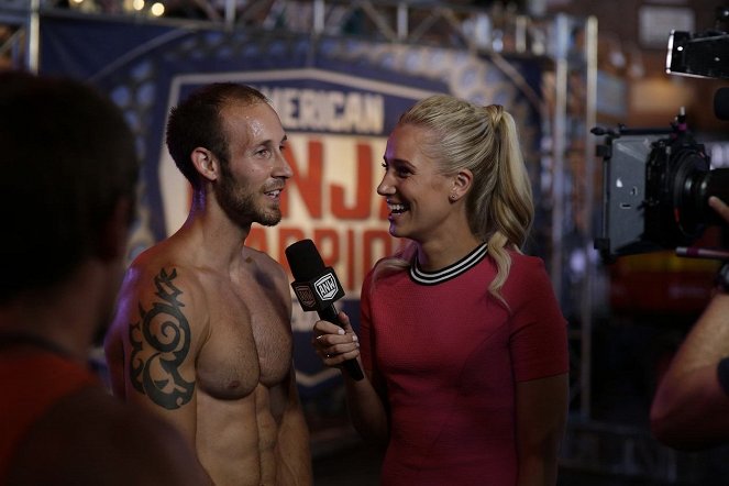 American Ninja Warrior - Van de set