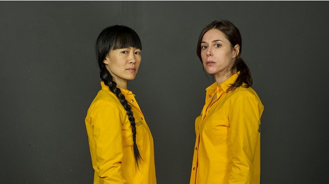 Locked Up (Antena 3 / Fox Version) - Promo - Hui Chi Chiu, Ruth Díaz
