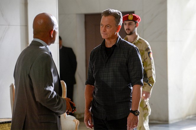 Criminal Minds: Beyond Borders - Season 1 - Verleugnung - Filmfotos - Gary Sinise