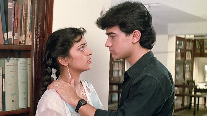 Qayamat Se Qayamat Tak - Z filmu - Juhi Chawla, Aamir Khan